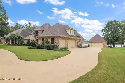 Exterior - 612 Prosperity Pl, Brandon, MS 39042 photo 2 of 12