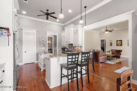 Entry Way - 612 Prosperity Pl, Brandon, MS 39042 photo 5 of 7