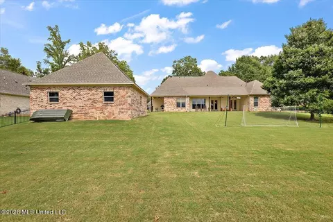 Exterior - 612 Prosperity Pl, Brandon, MS 39042 photo 9 of 12