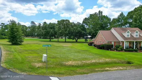 753 Cherryhill Dr, Diamondhead, MS 39525