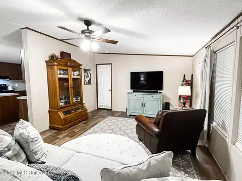 284 Red Allen Rd, Brandon, MS 39042 photo 9