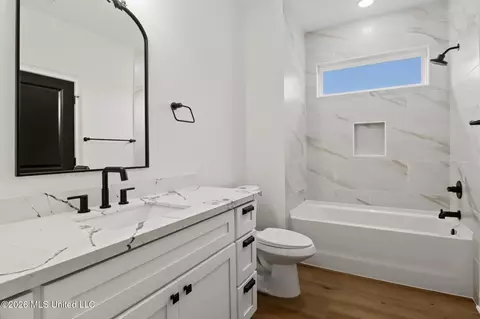 Bath - 620 Old Savannah Dr, Long Beach, MS 39560 photo 6 of 9