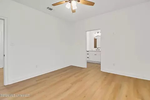 Bedroom - 620 Old Savannah Dr, Long Beach, MS 39560 photo 4 of 6