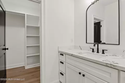 Bath - 620 Old Savannah Dr, Long Beach, MS 39560 photo 3 of 9