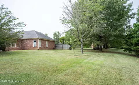 Exterior - 2004 Brookstone Pl, Brandon, MS 39042 photo 3 of 4