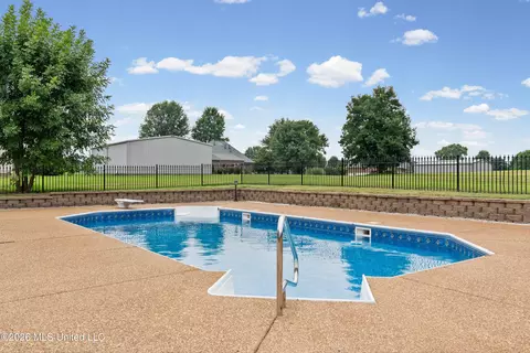 Exterior - 1890 Green Village Dr, Hernando, MS 38632 photo 7 of 8