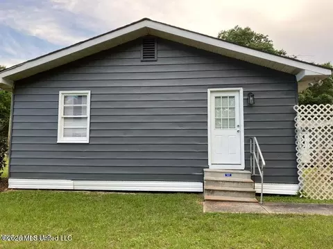 Exterior - 1159 E Old Pass Rd, Long Beach, MS 39560 photo 2 of 2