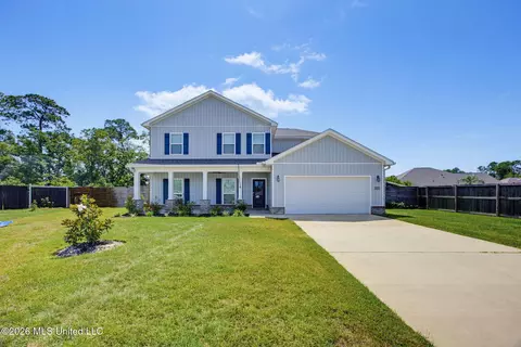 11585 Paige Cv, Ocean Springs, MS 39564