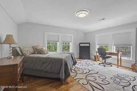 Bedroom - 8911 W Commerce St, Hernando, MS 38632 photo 4 of 7