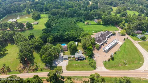Other - 8911 W Commerce St, Hernando, MS 38632 photo 3 of 23