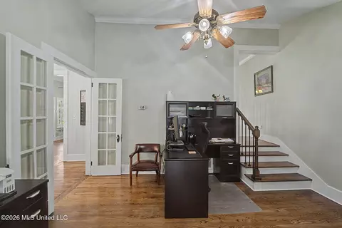 Entry Way - 8911 W Commerce St, Hernando, MS 38632 photo 6 of 8