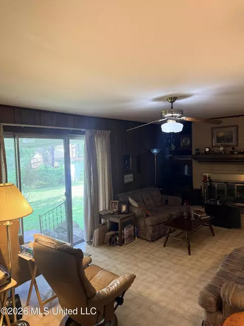 Other - 513 Charles St, Brookhaven, MS 39601 photo 6 of 10