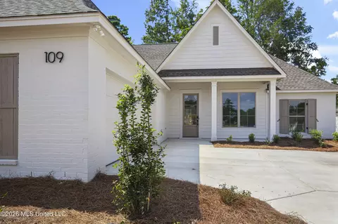 Exterior - 109 Millbridge Dr, Madison, MS 39110 photo 2 of 2