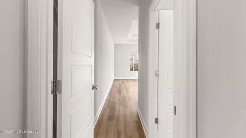 Entry Way - 572 Edenberg Bnd, Pearl, MS 39208 photo 4 of 8