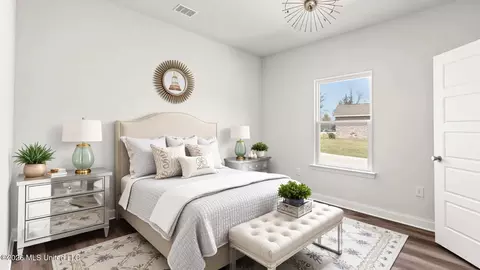 Bedroom - 572 Edenberg Bnd, Pearl, MS 39208 photo 6 of 7