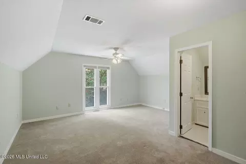 Bedroom - 15 S Crownpointe Dr, Jackson, MS 39211 photo 4 of 5