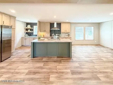 2038 N River Rd, Summit, MS 39666 photo 6