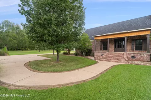 Exterior - 7912 Us 98 # -A, Summit, MS 39666 photo 7 of 17