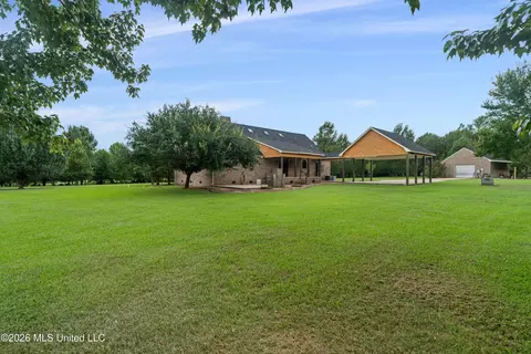 Exterior - 7912 Us 98 # -A, Summit, MS 39666 photo 11 of 17