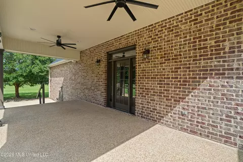 Exterior - 7912 Us 98 # -A, Summit, MS 39666 photo 4 of 17