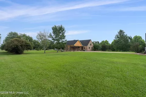 Exterior - 7912 Us 98 # -A, Summit, MS 39666 photo 13 of 17