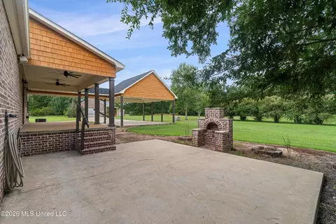Exterior - 7912 Us 98 # -A, Summit, MS 39666 photo 8 of 17