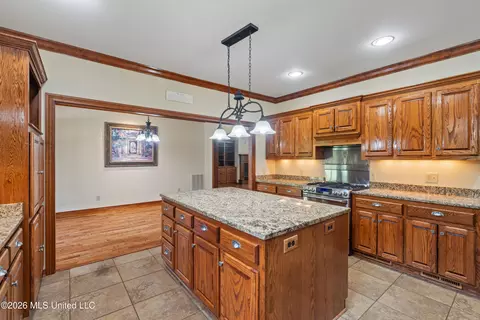 Kitchen - 7912 Us 98 # -A, Summit, MS 39666 photo 5 of 6
