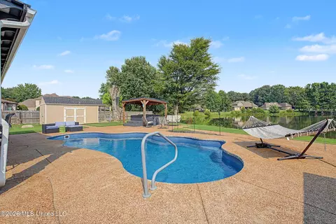 Exterior - 3169 Bridge Moore Dr, Nesbit, MS 38651 photo 6 of 10