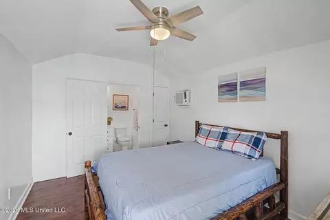 Bedroom - 3169 Bridge Moore Dr, Nesbit, MS 38651 photo 5 of 5