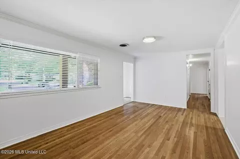 Living - 119 Pimlico Pl, Jackson, MS 39211 photo 8 of 9