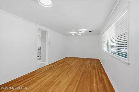 Living - 119 Pimlico Pl, Jackson, MS 39211 photo 7 of 9