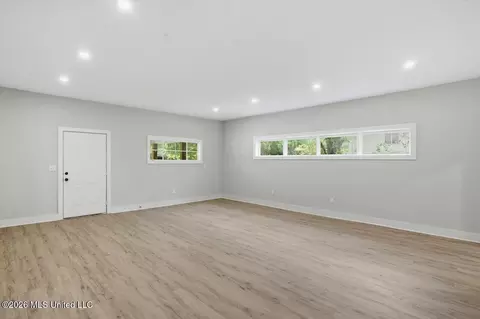 Other - 4330 Manhassett Dr, Jackson, MS 39211 photo 2 of 7