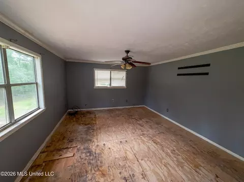 Living - 150 Tullos Rd, Braxton, MS 39044 photo 2 of 2