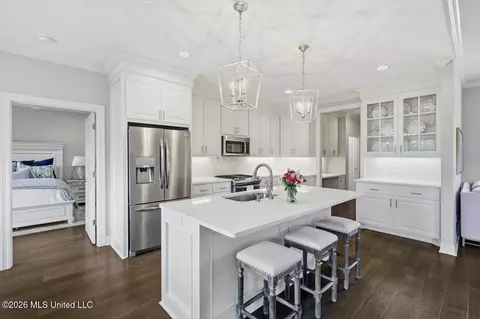 Kitchen - 105 Shore View Dr, Madison, MS 39110 photo 1 of 3