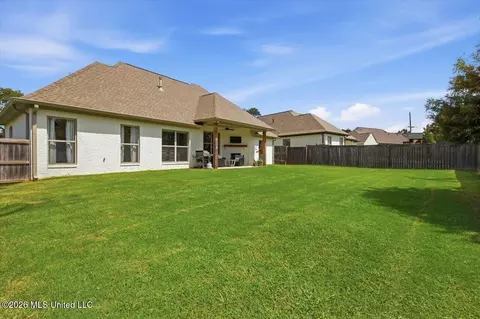Exterior - 105 Shore View Dr, Madison, MS 39110 photo 7 of 7