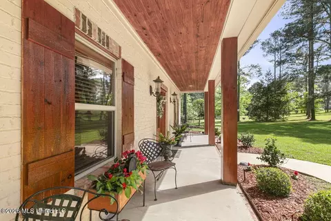 Exterior - 130 Pine Lake Cv, Flora, MS 39071 photo 3 of 10