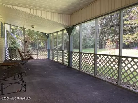 7 County Road 527, Como, MS 38619 photo 8