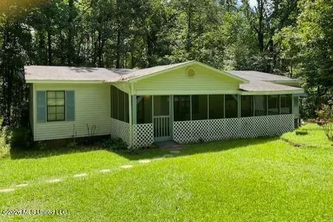 7 County Road 527, Como, MS 38619 photo 2