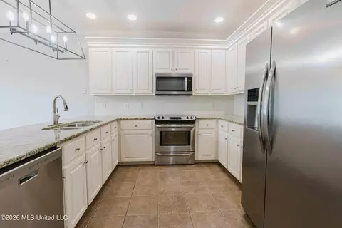 Kitchen - 120 Susan Ln, Brandon, MS 39042 photo 1 of 3
