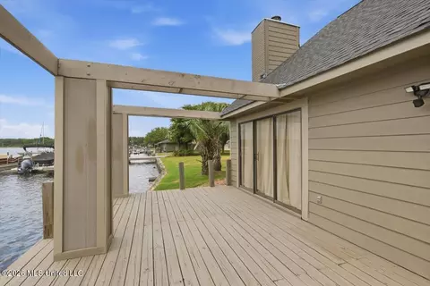 Exterior - 57 Breakers Ln, Ridgeland, MS 39157 photo 6 of 8