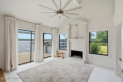 Living - 57 Breakers Ln, Ridgeland, MS 39157 photo 1 of 3