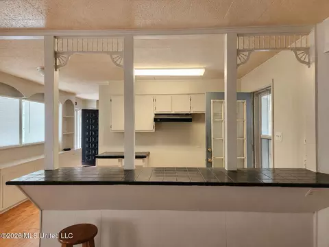 229 Cameron St, Jackson, MS 39212 photo 3
