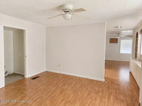 229 Cameron St, Jackson, MS 39212 photo 4