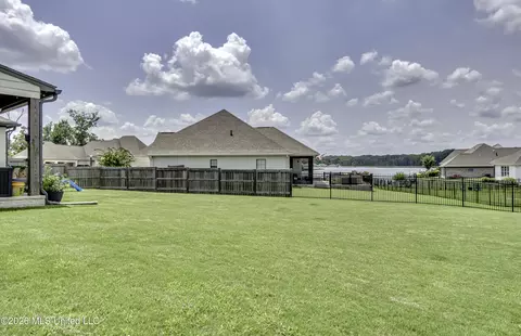 Exterior - 129 Camden Pointe Pointe, Madison, MS 39110 photo 18 of 18