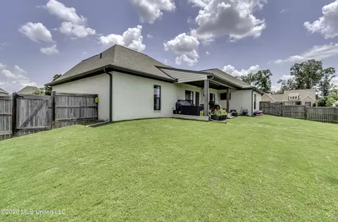 Exterior - 129 Camden Pointe Pointe, Madison, MS 39110 photo 14 of 18