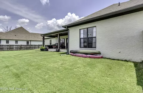 Exterior - 129 Camden Pointe Pointe, Madison, MS 39110 photo 11 of 18
