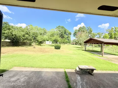 Exterior - 1584 Vance Rd, Grenada, MS 38901 photo 3 of 8