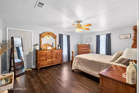 Bedroom - 13163 Us-98, Lucedale, MS 39452 photo 3 of 11