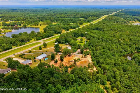 View/Area - 13163 Us-98, Lucedale, MS 39452 photo 9 of 12