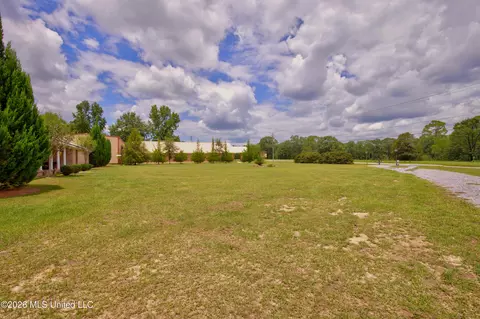 Exterior - 13163 Us-98, Lucedale, MS 39452 photo 3 of 15